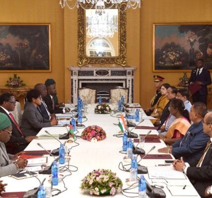 President Draupadi Murmu held bilateral meeting with President of Malawi Lazarus Chakwera