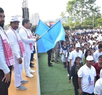 Union Minister Sarbananda Sonowal flagged off 'Run for Unity' on the eve of National Unity Day