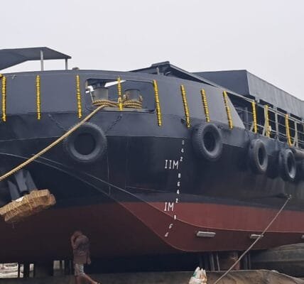 ‘LSAM 12 (Yard 80)’ built for Indian Navy launched