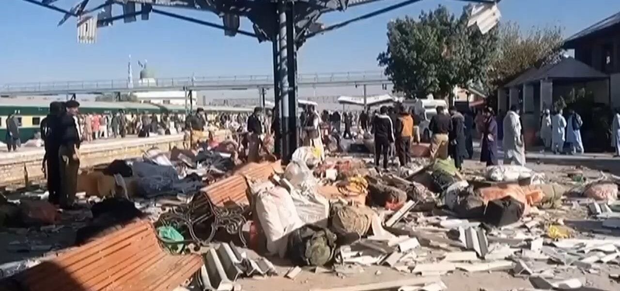 24 people killed and more than 40 injured in explosion at Quetta railway station in Balochistan, Pakistan