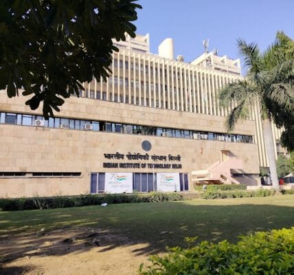 7 Indian institutes included in QS World Ranking, IIT-Delhi got 44th position