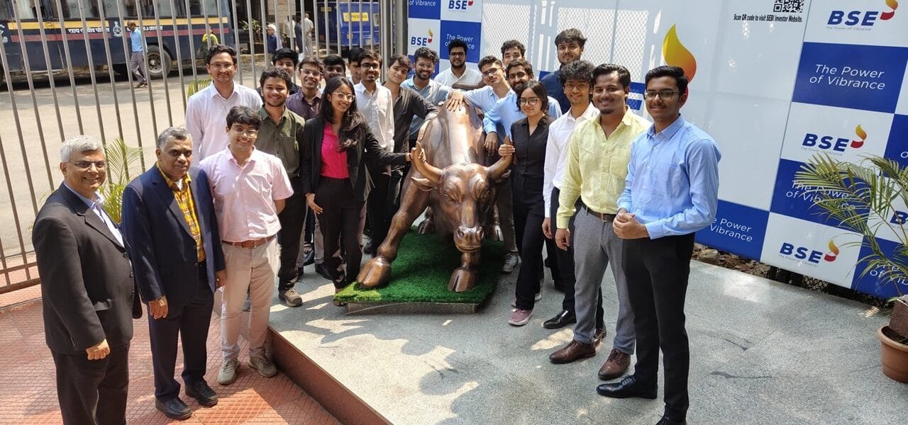 Annual Diwali Muhurat trading of National Stock Exchange and Bombay Stock Exchange will be held this evening