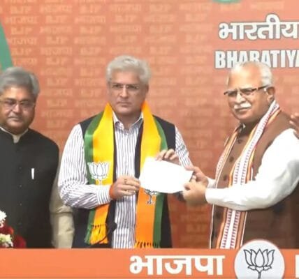 Former Delhi government minister and Aam Aadmi Party leader Kailash Gehlot joined BJP today