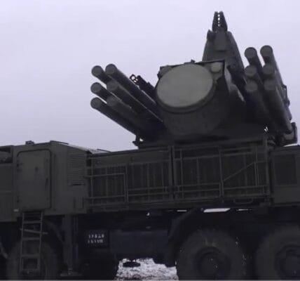 India and Russia sign 'Pantsir variant' deal to strengthen air defence