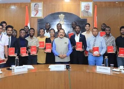 India felicitates foreign ISA trainees from 6 countries in ocean exploration