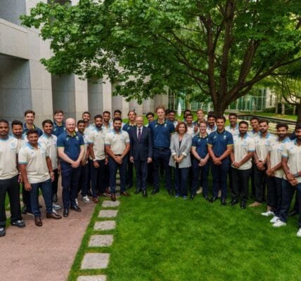 PM Modi expressed happiness at the meeting of Australian PM Anthony Albanese with the Indian Cricket Team today