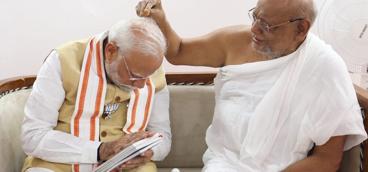 PM Modi met Jain Acharya Ratnasundarsuriswarji Maharaj Saheb