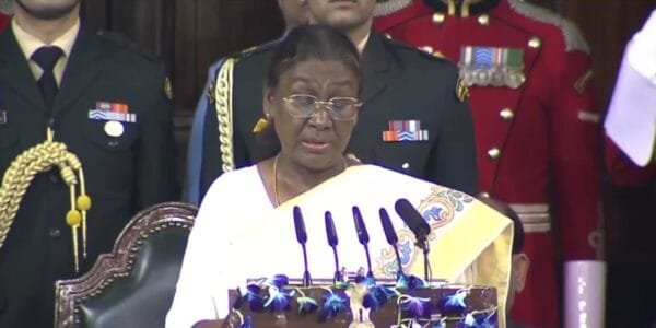 President pays tribute to the bravehearts who lost their lives in the 26 November 2008 terror attack in Mumbai