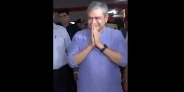 Railway Minister Ashwini Vaishnav visited New Delhi Railway Station to take stock of passenger facilities and arrangements in view of the festivals