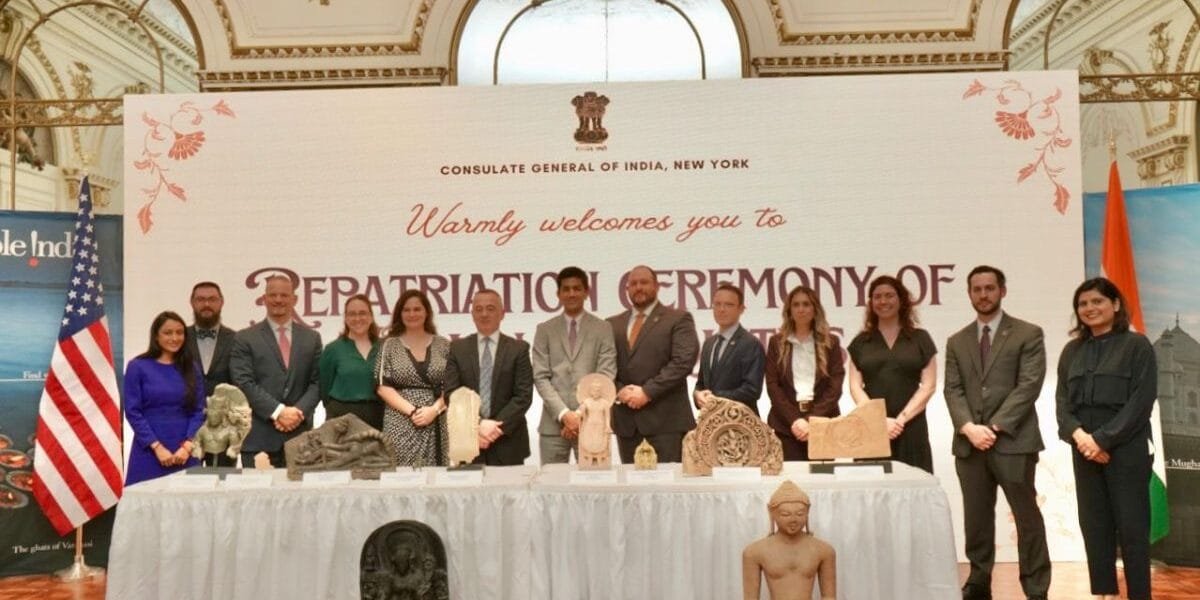 US announces return of over 1,400 looted artefacts worth $10 million to India
