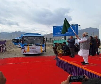 Union Minister Manohar Lal flagged off NTPC's Green Hydrogen buses in Leh
