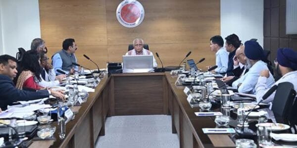 Union Minister Manohar Lal reviews urban development plans and power sector scenario for Chandigarh