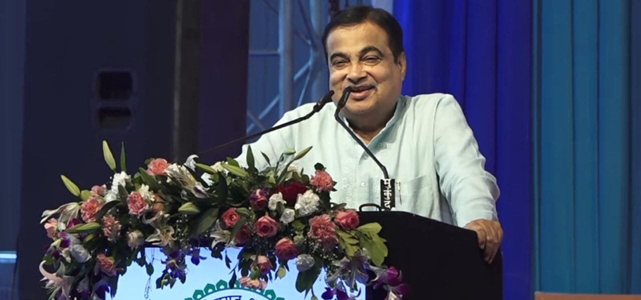 Union Minister Nitin Gadkari said - Safety should be given top priority during road construction to prevent road accidents