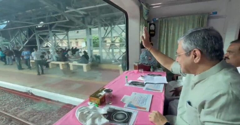 Union Railway Minister Ashwini Vaishnav reached Kochi this morning on a one-day visit to Kerala