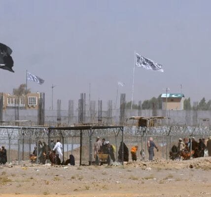 19 Pakistani soldiers and three Afghan civilians were killed in fierce clashes between Pakistan and Afghan border forces at border posts