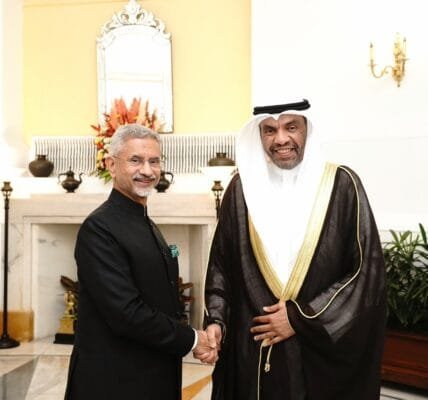 EAM Dr. S. Jaishankar and Kuwaiti Foreign Minister Abdullah Ali Al-Yahya hold delegation level meeting