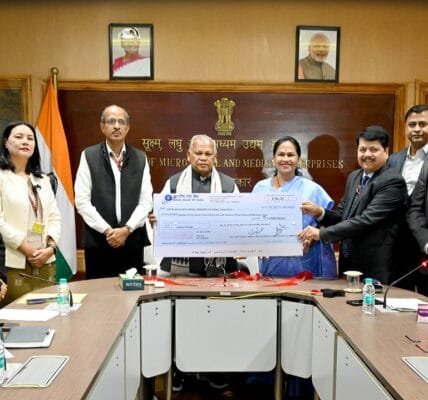 NSIC pays dividend of Rs 37.97 crore to Government of India for the year 2023-24