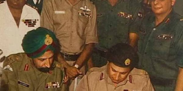 PM Modi congratulated the brave soldiers on the occasion of Vijay Diwas today