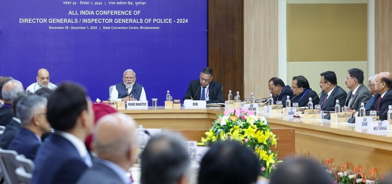 PM Modi discusses important security issues concerning States and Union Territories on the last day of the Senior Police Officers Conference in Bhubaneswar