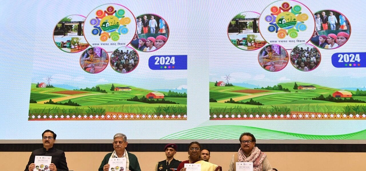 President Draupadi Murmu presented National Panchayat Awards