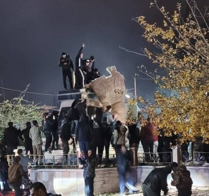 Security forces in Syria lost control of Daraa city, rebels moved closer to the country's third largest city Homs