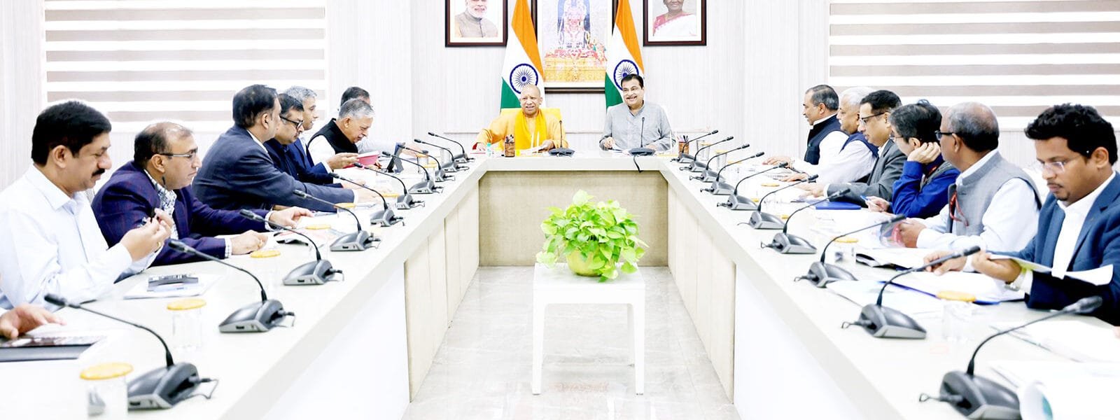 Union Minister Nitin Gadkari and Uttar Pradesh CM Yogi discussed major road projects for Maha Kumbh starting next month