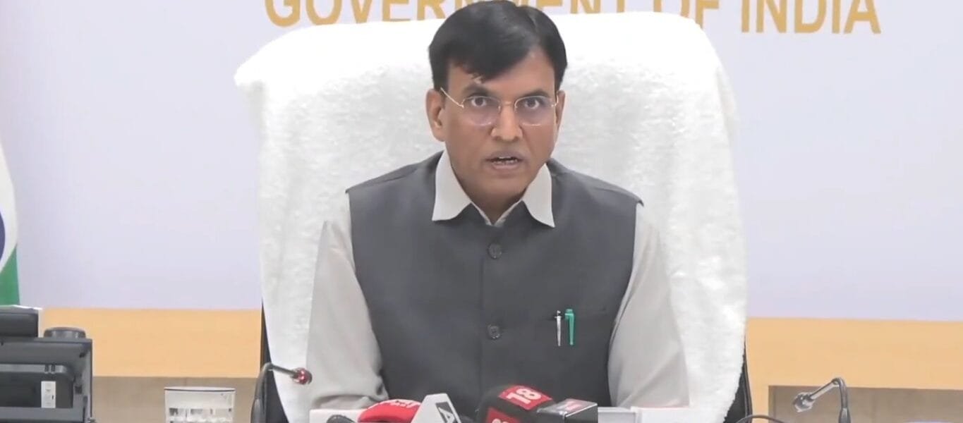 Union Sports Minister Mansukh Mandaviya said- More than two thousand seven hundred athletes from 21 sports were identified under Khelo India scheme