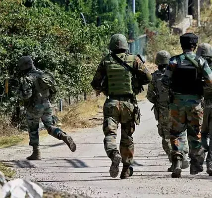 An encounter broke out between army personnel and terrorists in Kathua district of Jammu and Kashmir