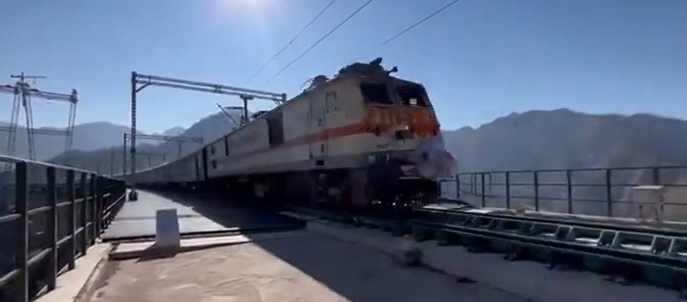 Jammu-Srinagar Vande Bharat Express will soon run between Katra and Srinagar, final inspection begins on the 111 km long Katra-Banihal section