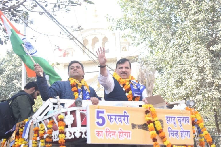 दिल्ली विधानसभा चुनाव के लिए राजनीतिक दलों ने प्रचार अभियान तेज किया