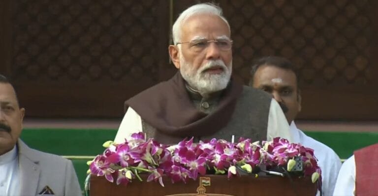 पीएम मोदी ने संसद में राष्ट्रपति के संबोधन की सराहना की, इसे विकसित भारत के निर्माण की दिशा में एक व्यापक विज़न बताया