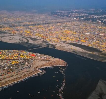 This year Maha Kumbh will be organized in Prayagraj from 13 January to 26 February