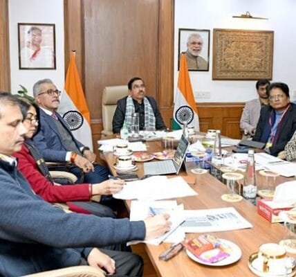 Union Minister Pralhad Joshi chaired a meeting with Food Ministers of five States today to review preparations for wheat procurement in RMS 2025-26