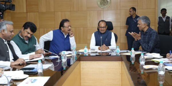 Union Minister Shivraj Singh Chouhan held a review meeting with Karnataka Agriculture, Rural Development and Revenue Minister