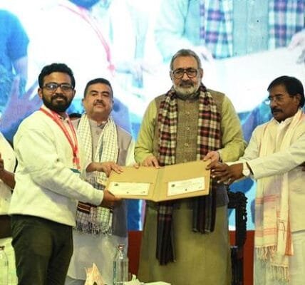 Union Textiles Minister Giriraj Singh inaugurated the new campus of Indian Institute of Handloom Technology at Fulia in Nadia district of West Bengal
