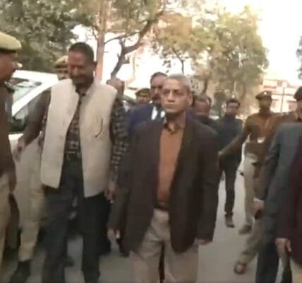 judicial commission formed by the Uttar Pradesh government to find out the causes of the accident in Maha Kumbh reached Prayagraj today