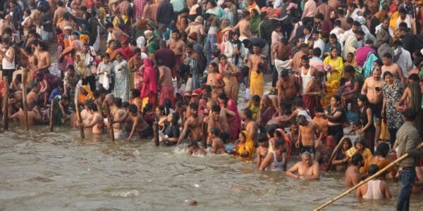 second Amrit Snan was completed on the occasion of Mauni Amavasya in Maha Kumbh 2025, millions of devotees took Amrit Snan at Sangam
