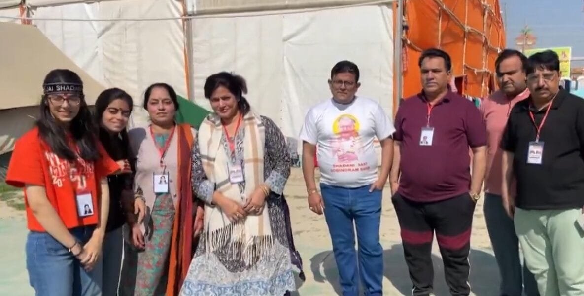 A group of 68 Hindu devotees from Pakistan reached Prayagraj yesterday and took a holy dip in the Sangam