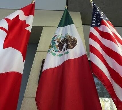 Canada announces 25% retaliatory tariffs on imports from the US; China and Mexico also protest US move to impose new import tariffs
