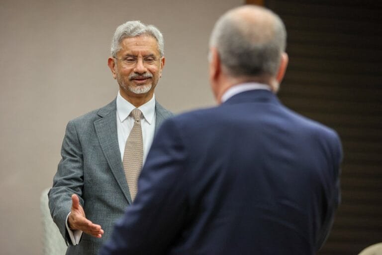 विदेश मंत्री डॉ जयशंकर G-20 विदेश मंत्रियों की बैठक में हिस्सा लेने के लिए दक्षिण अफ्रीका के जोहान्सबर्ग पहुंचे