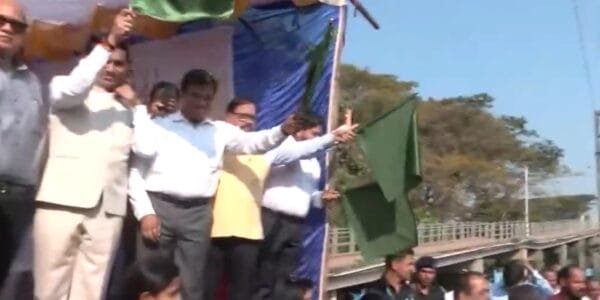 Goa Chief Minister Paramod Sawant flagged off the train for Maha Kumbh, Prayagraj from Karmali Railway Station
