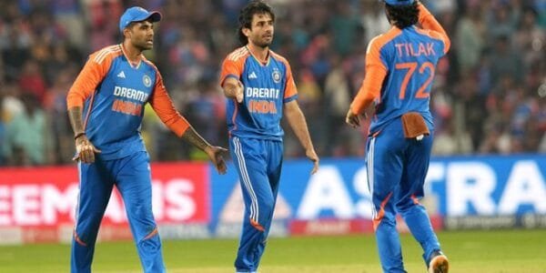 India beat England by 15 runs to take a 3-1 lead