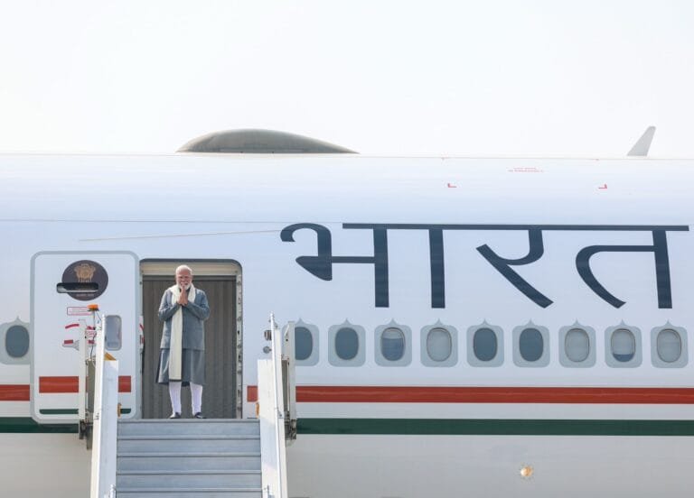 प्रधानमंत्री मोदी फ्रांस और अमेरिका की ऐतिहासिक कूटनीतिक यात्रा पर रवाना हुए