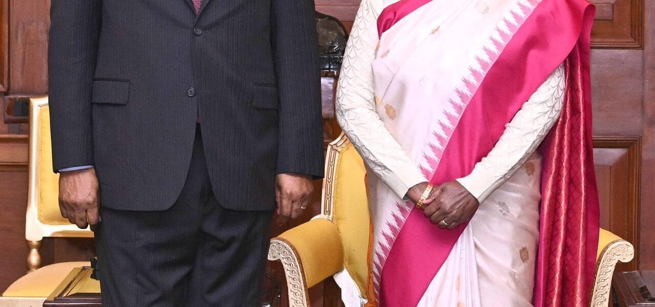 Philemon Yang, President of the 79th Session of the United Nations General Assembly (UNGA) met the President of India Draupadi Murmu at Rashtrapati Bhavan today