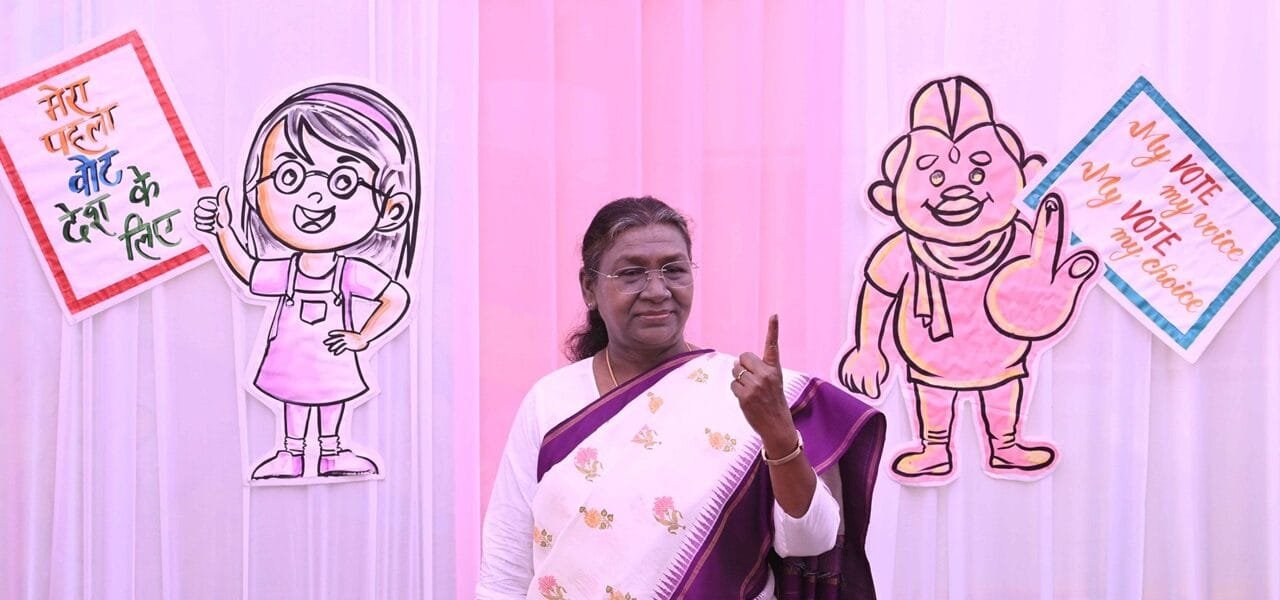 President Draupadi Murmu casts her vote in Delhi Assembly elections