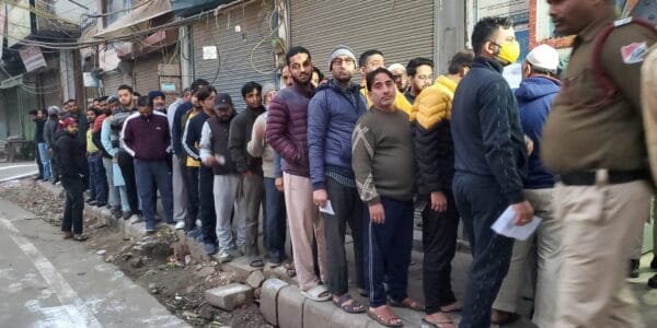 Voting continues for 70 seats of Delhi Assembly