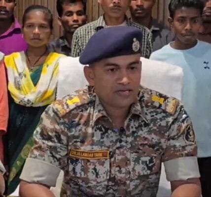 22 Naxalites surrendered before police in Bijapur district of Chhattisgarh