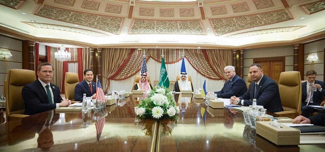 America said- Ukraine is ready for an immediate and interim ceasefire of 30 days and now Russia has to respond to it