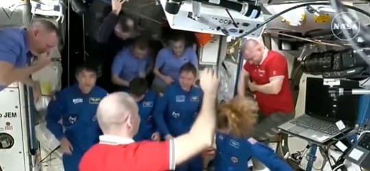 अंतर्राष्ट्रीय अंतरिक्ष स्टेशन (ISS) पर 9 महीने से फंसे अंतरिक्ष यात्री बुच विल्मोर और सुनीता विलियम्स धरती पर वापस लौटेंगे