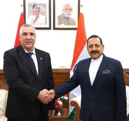 Cuban Deputy Prime Minister Dr. Eduardo Martinez Diaz meets Union Minister Dr. Jitendra Singh